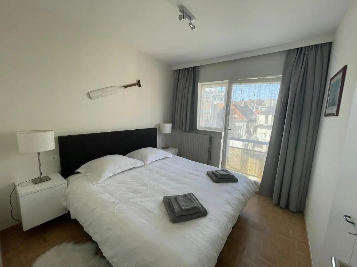 Apartment Perfect Gelegen Appartement Met Gratis Parkeerplaats Ostend Belgium
